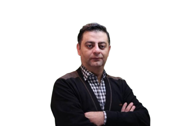 معرفی استاد منوچهر ستینه –  استاد روان‌شناسی و جامعه‌شناسی برتر دبیرستان ملت